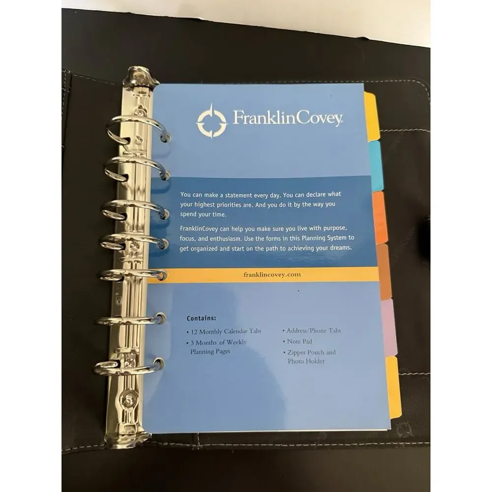 Franklin Covey Classic 7 ring Binder Snap Planner black Fits 5.5x8.5